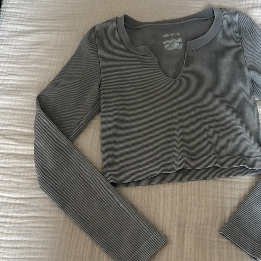 Wild Fable Ribbed Gray Crop Top - Picture 2 of 3